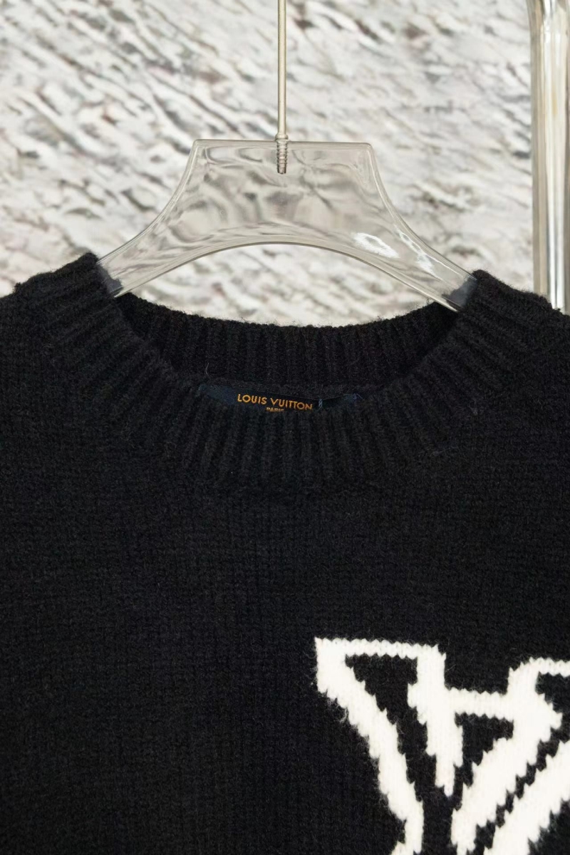 LV Sweaters